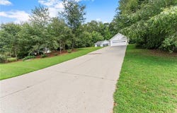 1031 Rolling Ridge Lane, Auburn, GA 30011