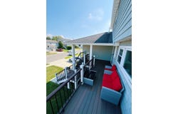22 Wilshire Ct, Freeport, NY 11520