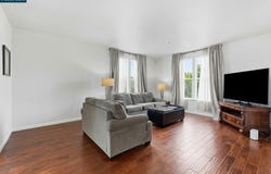 10875 Packard St., Oakland, CA 94603