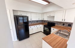 9463 Maple Way, Indianapolis, IN 46268