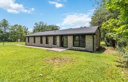 499 Hill Road, Paris, KY 40361