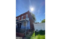 1152 WALNUT STREET, CHESTER, PA 19013