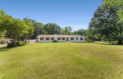 151 County Line Road, Fayetteville, GA 30215