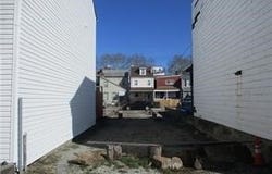 4550 Carroll St, Bloomfield, PA 15224