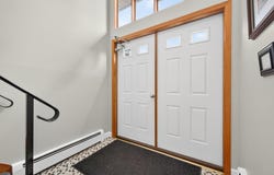2733 Virginia Avenue N, New Hope, MN 55427
