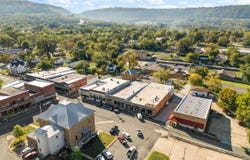 105 W Main St, Marshall, AR 72650