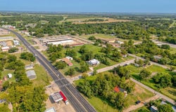 401 N Bowie Ave, Cameron, TX 76520