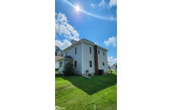 205 Park Street, Garwin, IA 50632