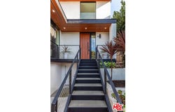 552 Stassi Ln, Santa Monica, CA 90402