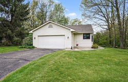 2681 Indian Creek Drive NW, Grand Rapids, MI 49534