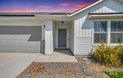 12786 Carkhill St, Caldwell, ID 83607