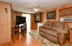 622 E Madison Street, Marshfield, MO 65706