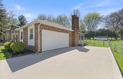 502 Oak Park Boulevard, Cedar Falls, IA 50613