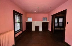 5220 Highland Avenue, St Louis, MO 63113