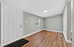 305 S SHARP Street, LAKE WALES, FL 33853