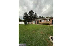 3 FINDLAY DRIVE, MERCERSBURG, PA 17236