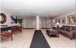 16100 Van Aken Boulevard unit: 202, Shaker Heights, OH 44120
