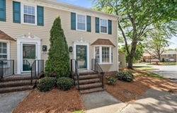 3740 Greenes Crossing, Greensboro, NC 27410