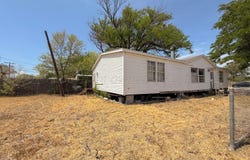 862 E Locust St, Pampa, TX 79065
