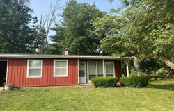330 Cedar Street, Warsaw, IL 62379