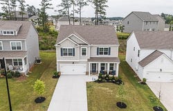 895 Garnet Drive, Acworth, GA 30101
