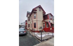 32 Wendell Pl, Springfield, MA 01105