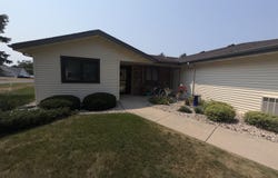 3004 S Petunia Lane, Beloit, WI 53511-1623