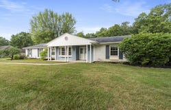 4903 Forest Grove Drive, Fort Wayne, IN 46835