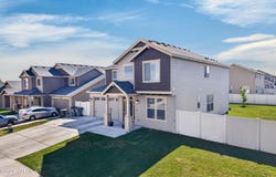 1713 Liberty Ln, Sunnyside, WA 98944