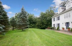 6 Chatterton Woods, Hamden, CT 06518