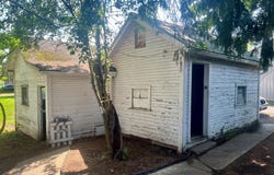 52 MIDDLE ST, EAST WATERFORD, PA 17021