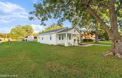 3386 E Railroad Boulevard, Newport, NC 28570