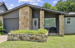321 Thompson Drive, Saginaw, TX 76179