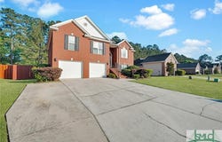 9 Dee Henderson Drive, Richmond Hill, GA 31324