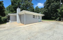 1576 South Gordon Road, Austell, GA 30168