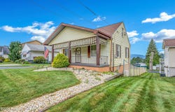 411 Ward Street, Dunmore, PA 18512