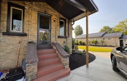 593 Dewey Avenue, Cadiz, OH 43907