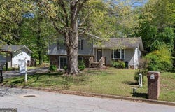 8876 Ashwood, Riverdale, GA 30274