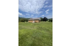 61 Hampton Cemetery Road, Girdler, KY 40943