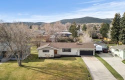 2215 E 6th Avenue, Helena, MT 59601