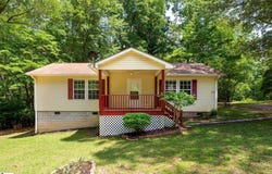 560 Center Drive, Taylors, SC 29687
