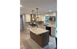 3611 Mark Drive, Broadview Heights, OH 44147