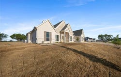1038 Deer Island Court, Azle, TX 76020