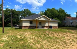 803 Hulme Street, Bowie, TX 76230