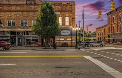 102 E Michigan Avenue, Marshall, MI 49068