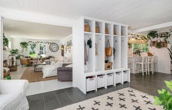 1521 E Beardsley Avenue, Elkhart, IN 46514