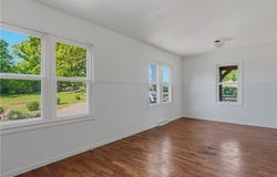 1806 S Aurora Street, Eldon, MO 65206