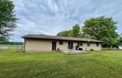 17477 RIVER VIEW Road, Petersburg, IL 62675