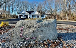 6 Pico Circle, Johnston, RI 02919