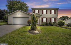 18 DOUGLAS COURT, CARLISLE, PA 17013